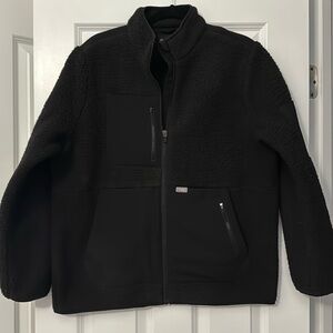 Figs On-Shift Sherpa XL black jacket